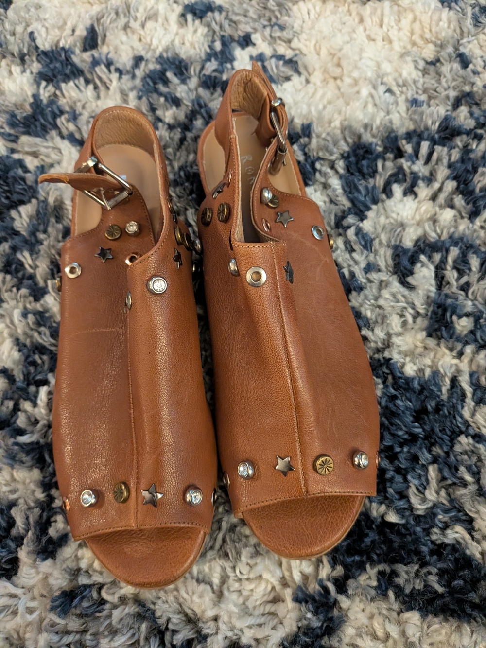 Ron White Women’s Tan Leather Loafers
